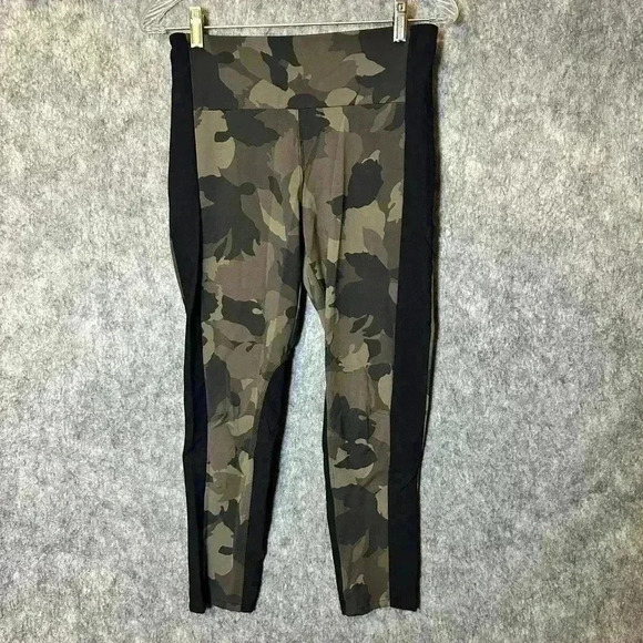 Athleta Camouflage Cropped Leggings - Small - Picture 1 of 5